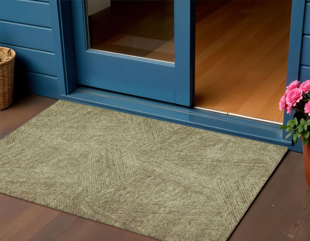 Homeroots 3' Artichoke Green And Ivory Abstract Washable Area Rug – Perfect For Indoor And Outdoor Use! 3' X 5' Polyester 597010