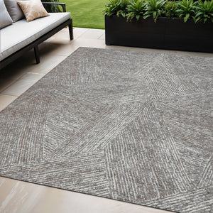 Homeroots 3' Artichoke Green And Ivory Abstract Washable Area Rug – Perfect For Indoor And Outdoor Use! 5' X 8' Polyester 597023