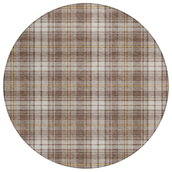 HomeRoots 5' Classic Brown Beige Gold Plaid Washable Area Rug for Indoor Outdoor High-Traffic Spaces 8' Round 597095