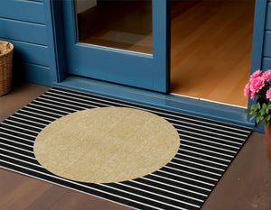 Homeroots 3' Black And Beige Striped Washable Area Rug - Durable, Stylish Design For Indoor And Outdoor Use 3' X 5' Polyester 597145