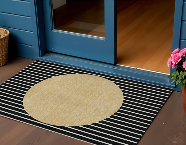 Homeroots 3' Black And Beige Striped Washable Area Rug - Durable, Stylish Design For Indoor And Outdoor Use 3' X 5' Polyester 597145