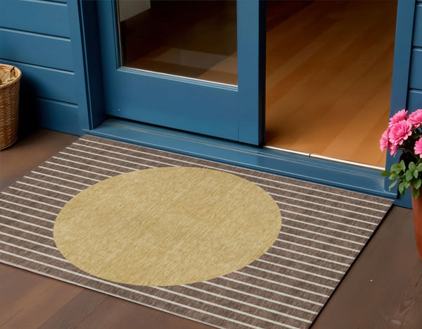 Homeroots 3' Black And Beige Striped Washable Area Rug - Durable, Stylish Design For Indoor And Outdoor Use 3' X 5' Polyester 597151