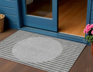 Homeroots 3' Black And Beige Striped Washable Area Rug - Durable, Stylish Design For Indoor And Outdoor Use 3' X 5' Polyester 597163