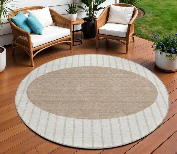 Homeroots 3' Black And Beige Striped Washable Area Rug - Durable, Stylish Design For Indoor And Outdoor Use 8' Round Polyester 597171