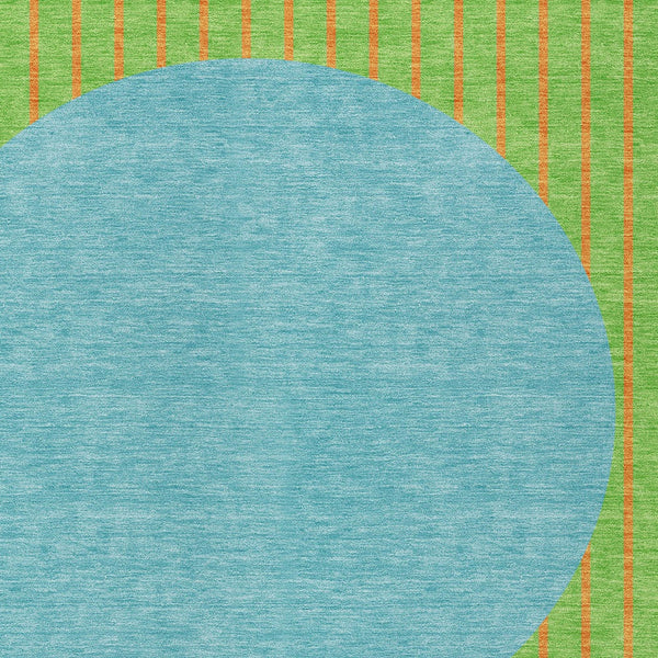 Homeroots 3' Black And Beige Striped Washable Area Rug - Durable, Stylish Design For Indoor And Outdoor Use 9' X 12' Polyester 597179