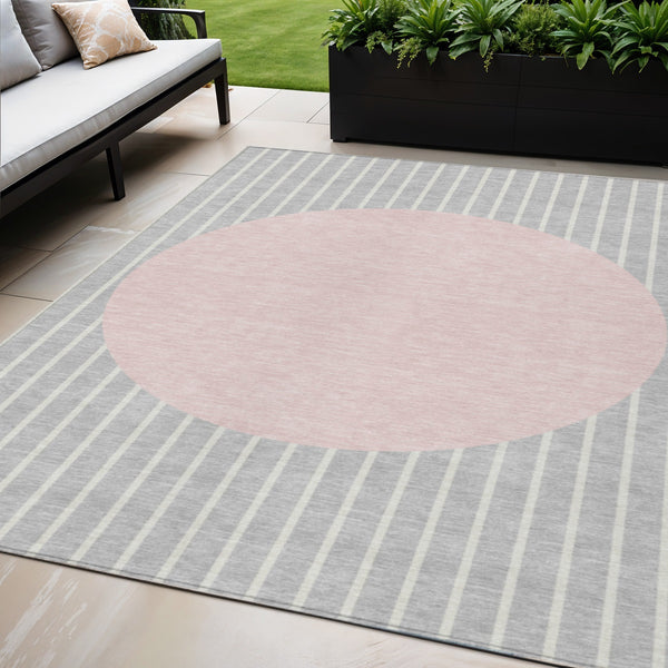 Homeroots 3' Black And Beige Striped Washable Area Rug - Durable, Stylish Design For Indoor And Outdoor Use 5' X 8' Polyester 597194