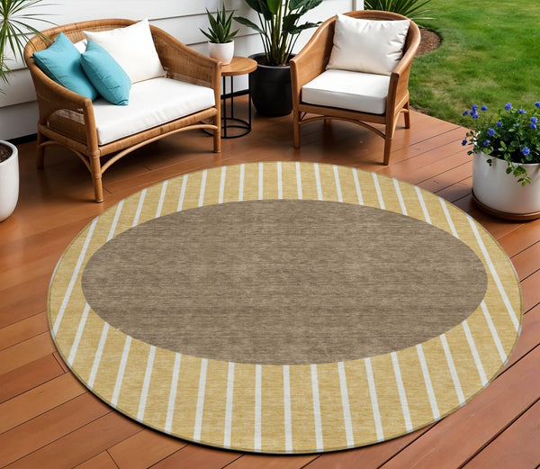 Homeroots 3' Black And Beige Striped Washable Area Rug - Durable, Stylish Design For Indoor And Outdoor Use 8' Round Polyester 597207