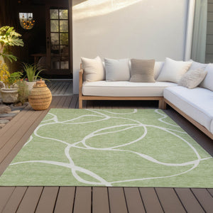 Homeroots 3' Artichoke Green Abstract Washable Area Rug - Perfect For Indoor And Outdoor Spaces, Easy Care 9' X 12' Polyester 597455