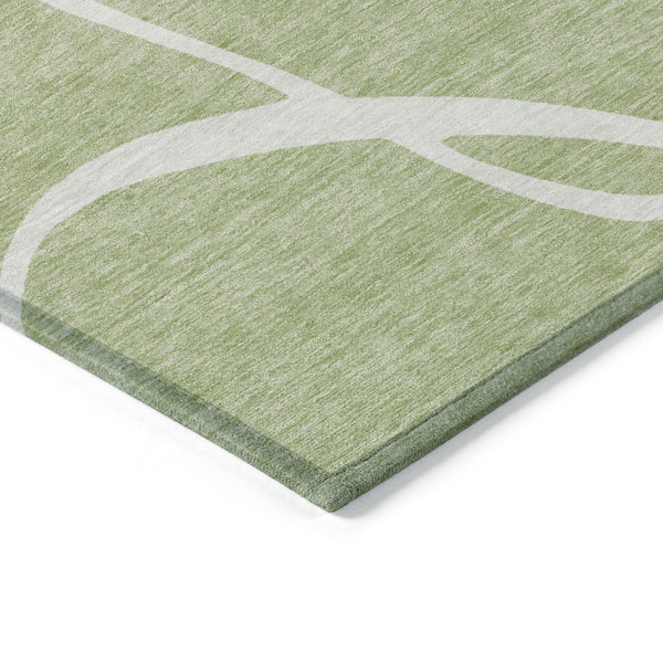 Homeroots 3' Artichoke Green Abstract Washable Area Rug - Perfect For Indoor And Outdoor Spaces, Easy Care 10' X 14' Polyester 597456