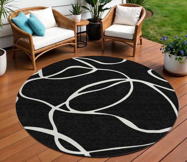 Homeroots 3' Artichoke Green Abstract Washable Area Rug - Perfect For Indoor And Outdoor Spaces, Easy Care 8' Round Polyester 597459
