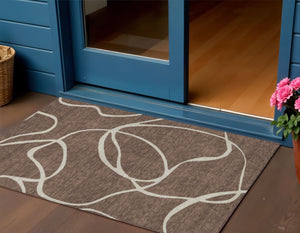 Homeroots 3' Artichoke Green Abstract Washable Area Rug - Perfect For Indoor And Outdoor Spaces, Easy Care 3' X 5' Polyester 597463