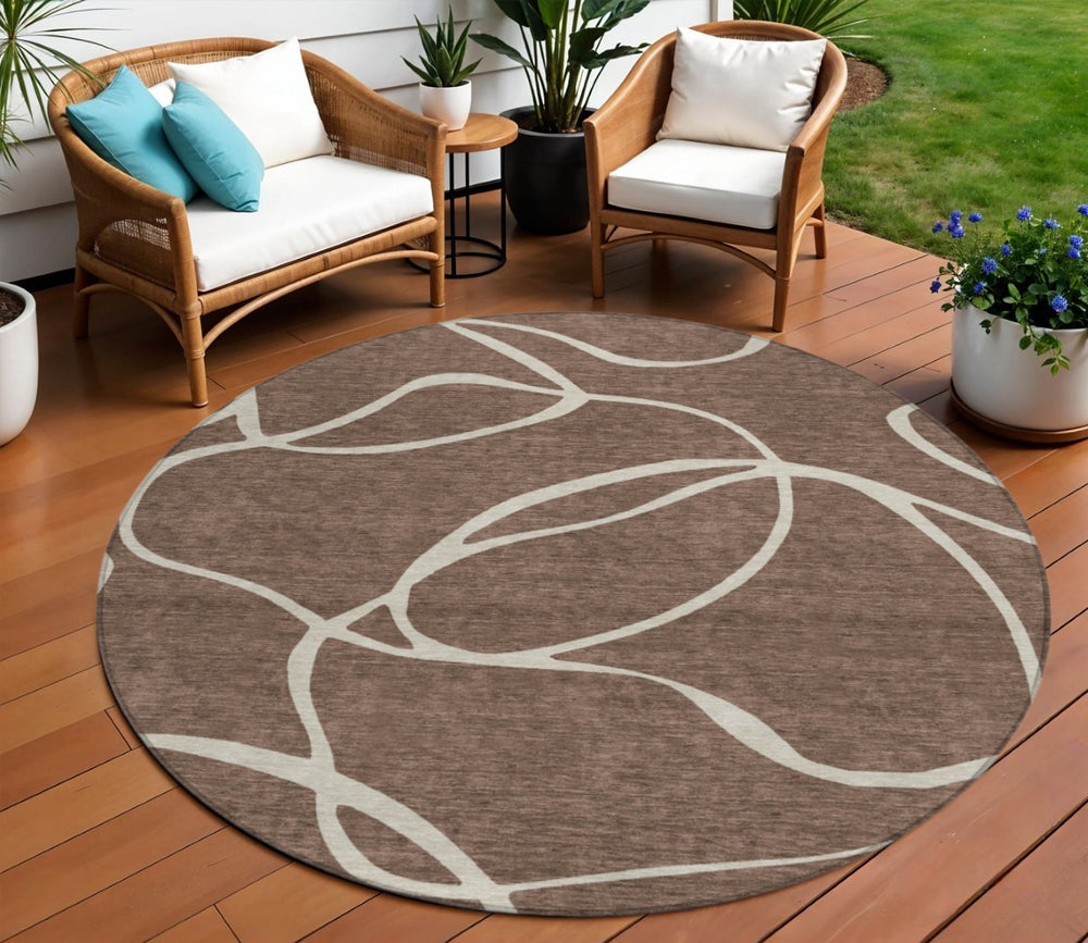 HomeRoots 5' Abstract Brown and Beige Indoor Outdoor Area Rug - Durable, Washable, Ideal for High-Traffic Spaces 8' Round 597465