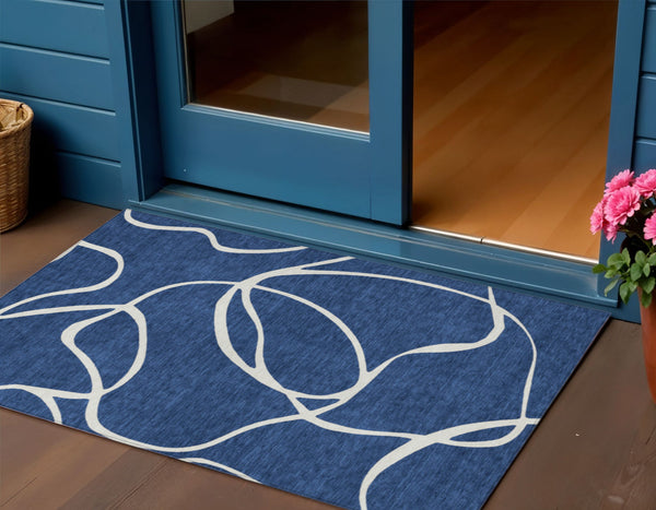 Homeroots 3' Artichoke Green Abstract Washable Area Rug - Perfect For Indoor And Outdoor Spaces, Easy Care 3' X 5' Polyester 597493