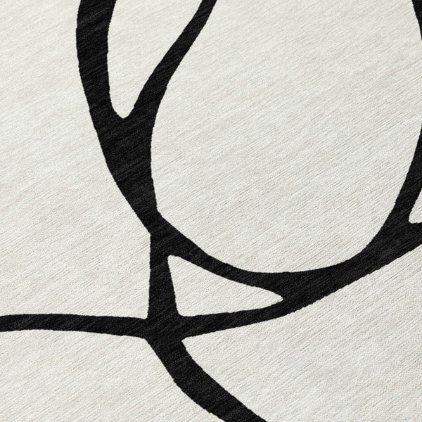 Homeroots 3' Artichoke Green Abstract Washable Area Rug - Perfect For Indoor And Outdoor Spaces, Easy Care 8' X 10' Polyester 597532