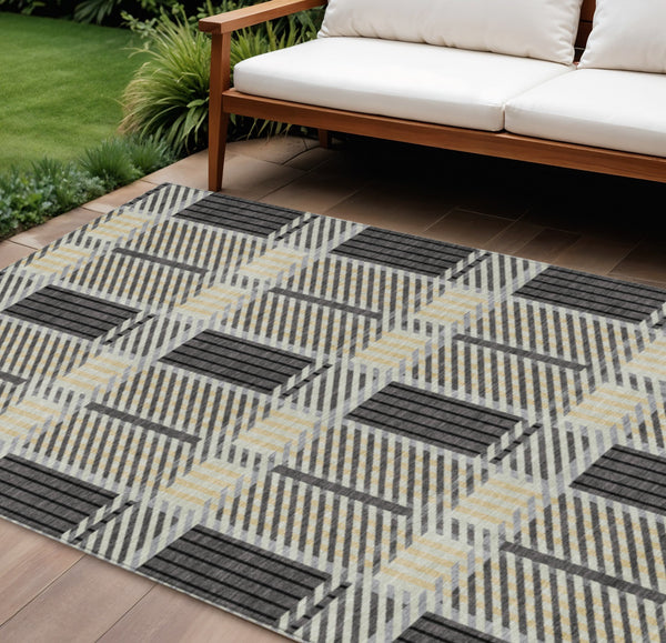 Homeroots 3' Artichoke Green Gray Brown Plaid Washable Area Rug For Indoor Outdoor Spaces, Durable & Stylish 8' X 10' Polyester 597562
