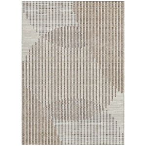 Homeroots 3' Beige And Ivory Geometric Washable Rug - Perfect For Indoor And Outdoor Spaces, Stylish & Durable 3' X 5' Polyester 597601