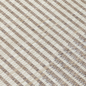 Homeroots 3' Beige And Ivory Geometric Washable Rug - Perfect For Indoor And Outdoor Spaces, Stylish & Durable 3' X 5' Polyester 597601