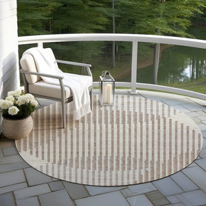 Homeroots 3' Beige And Ivory Geometric Washable Rug - Perfect For Indoor And Outdoor Spaces, Stylish & Durable 8' Round Polyester 597603