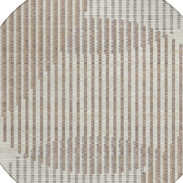 Homeroots 3' Beige And Ivory Geometric Washable Rug - Perfect For Indoor And Outdoor Spaces, Stylish & Durable 8' Round Polyester 597603