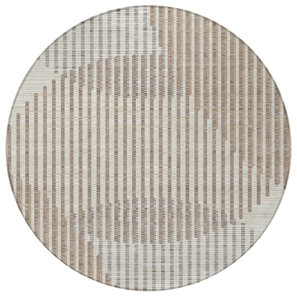 Homeroots 3' Beige And Ivory Geometric Washable Rug - Perfect For Indoor And Outdoor Spaces, Stylish & Durable 8' Round Polyester 597603
