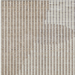 Homeroots 3' Beige And Ivory Geometric Washable Rug - Perfect For Indoor And Outdoor Spaces, Stylish & Durable 8' X 10' Polyester 597604