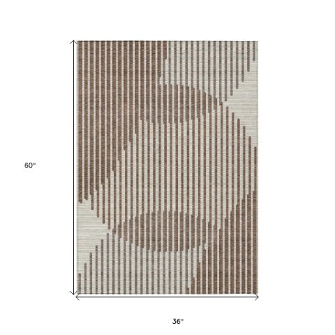 Homeroots 3' Beige And Ivory Geometric Washable Rug - Perfect For Indoor And Outdoor Spaces, Stylish & Durable 3' X 5' Polyester 597607