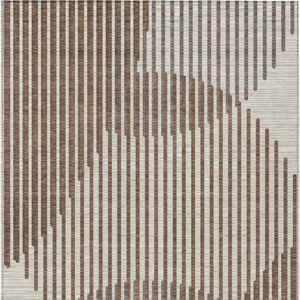 Homeroots 3' Beige And Ivory Geometric Washable Rug - Perfect For Indoor And Outdoor Spaces, Stylish & Durable 10' X 14' Polyester 597612