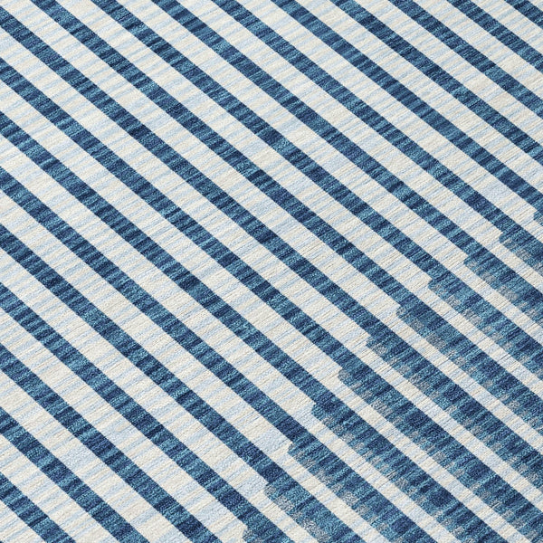 Homeroots 3' Beige And Ivory Geometric Washable Rug - Perfect For Indoor And Outdoor Spaces, Stylish & Durable 10' X 14' Polyester 597618