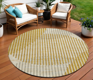 Homeroots 3' Beige And Ivory Geometric Washable Rug - Perfect For Indoor And Outdoor Spaces, Stylish & Durable 8' Round Polyester 597633