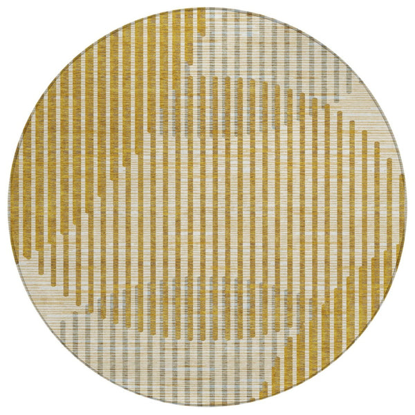 HomeRoots 5' Gold and Beige Geometric Area Rug - Stylish, Washable, Indoor/Outdoor Design for Any Space 8' Round 597633