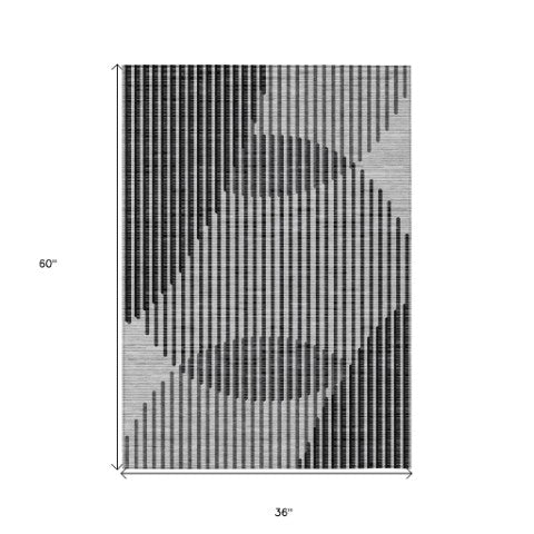 Homeroots 3' Beige And Ivory Geometric Washable Rug - Perfect For Indoor And Outdoor Spaces, Stylish & Durable 3' X 5' Polyester 597637