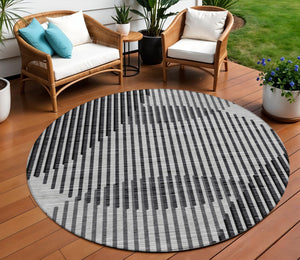 Homeroots 3' Beige And Ivory Geometric Washable Rug - Perfect For Indoor And Outdoor Spaces, Stylish & Durable 8' Round Polyester 597639