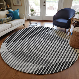 Homeroots 3' Beige And Ivory Geometric Washable Rug - Perfect For Indoor And Outdoor Spaces, Stylish & Durable 8' Round Polyester 597639