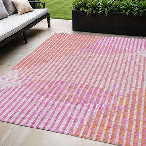 Homeroots 3' Beige And Ivory Geometric Washable Rug - Perfect For Indoor And Outdoor Spaces, Stylish & Durable 5' X 8' Polyester 597650