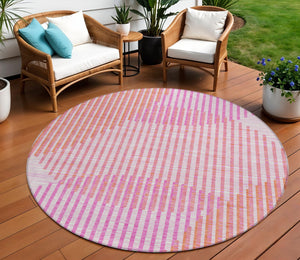 Homeroots 3' Beige And Ivory Geometric Washable Rug - Perfect For Indoor And Outdoor Spaces, Stylish & Durable 8' Round Polyester 597651