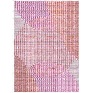 Homeroots 3' Beige And Ivory Geometric Washable Rug - Perfect For Indoor And Outdoor Spaces, Stylish & Durable 8' X 10' Polyester 597652