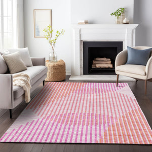 Homeroots 3' Beige And Ivory Geometric Washable Rug - Perfect For Indoor And Outdoor Spaces, Stylish & Durable 8' X 10' Polyester 597652
