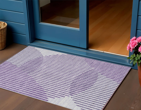 Homeroots 3' Beige And Ivory Geometric Washable Rug - Perfect For Indoor And Outdoor Spaces, Stylish & Durable 3' X 5' Polyester 597655