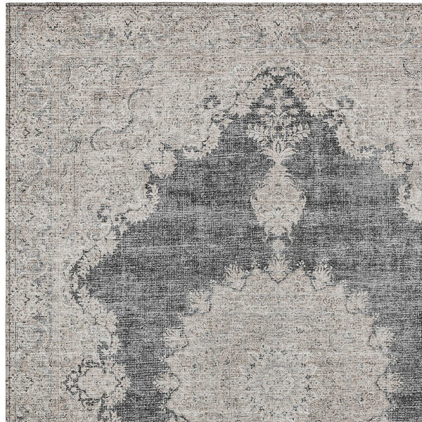 Homeroots 3' Black And Ivory Oriental Washable Area Rug For Indoor And Outdoor Spaces, Durable Design 5' X 8' Polyester 597723