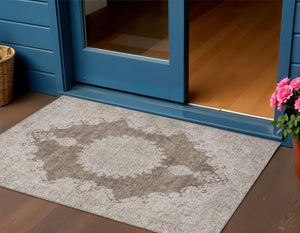 Homeroots 3' Black And Ivory Oriental Washable Area Rug For Indoor And Outdoor Spaces, Durable Design 3' X 5' Polyester 597728