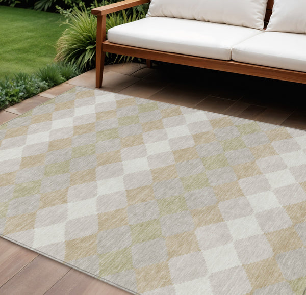 Homeroots 3' Stylish Artichoke Green Ivory Beige Geometric Indoor Outdoor Area Rug - Washable & Durable 10' X 14' Polyester 597871
