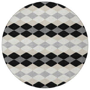 Homeroots 3' Stylish Artichoke Green Ivory Beige Geometric Indoor Outdoor Area Rug - Washable & Durable 8' Round Polyester 597874