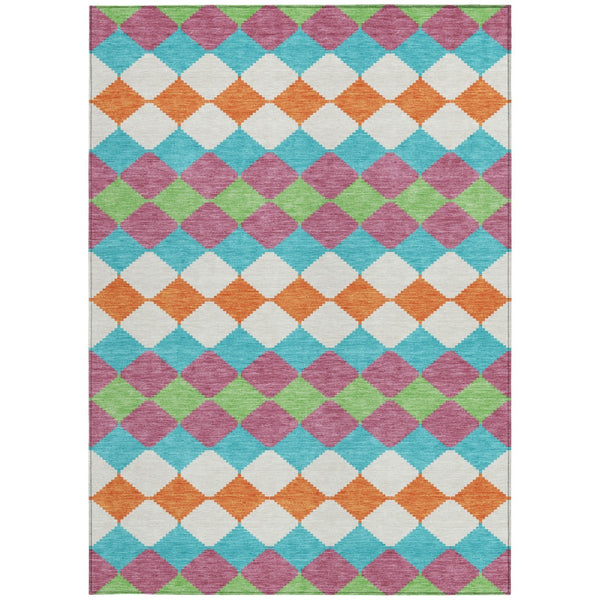 Homeroots 3' Stylish Artichoke Green Ivory Beige Geometric Indoor Outdoor Area Rug - Washable & Durable 3' X 5' Polyester 597878