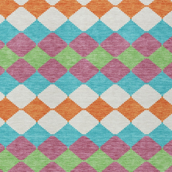 Homeroots 3' Stylish Artichoke Green Ivory Beige Geometric Indoor Outdoor Area Rug - Washable & Durable 8' X 10' Polyester 597881