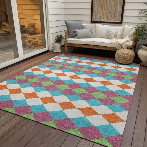 Homeroots 3' Stylish Artichoke Green Ivory Beige Geometric Indoor Outdoor Area Rug - Washable & Durable 9' X 12' Polyester 597882