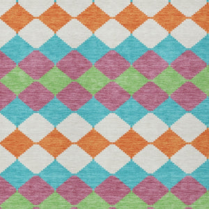 Homeroots 3' Stylish Artichoke Green Ivory Beige Geometric Indoor Outdoor Area Rug - Washable & Durable 9' X 12' Polyester 597882