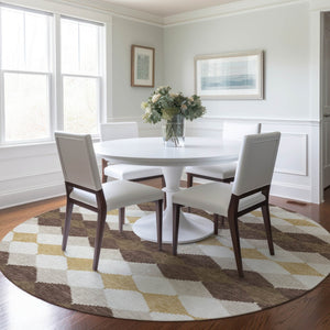 Homeroots 3' Stylish Artichoke Green Ivory Beige Geometric Indoor Outdoor Area Rug - Washable & Durable 8' Round Polyester 597886