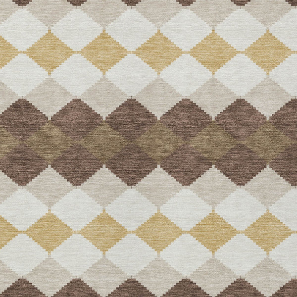 Homeroots 3' Stylish Artichoke Green Ivory Beige Geometric Indoor Outdoor Area Rug - Washable & Durable 8' X 10' Polyester 597887