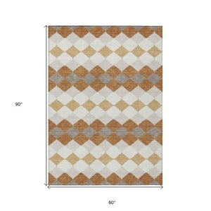 Homeroots 3' Stylish Artichoke Green Ivory Beige Geometric Indoor Outdoor Area Rug - Washable & Durable 5' X 8' Polyester 597891