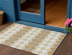 Homeroots 3' Stylish Artichoke Green Ivory Beige Geometric Indoor Outdoor Area Rug - Washable & Durable 3' X 5' Polyester 597896